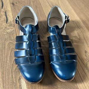 Clarks blue closed toe sandals